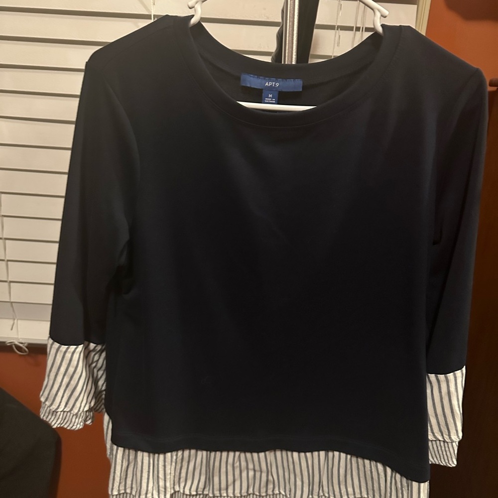 Apt. 9 Women's Navy Top with White Striped Hem